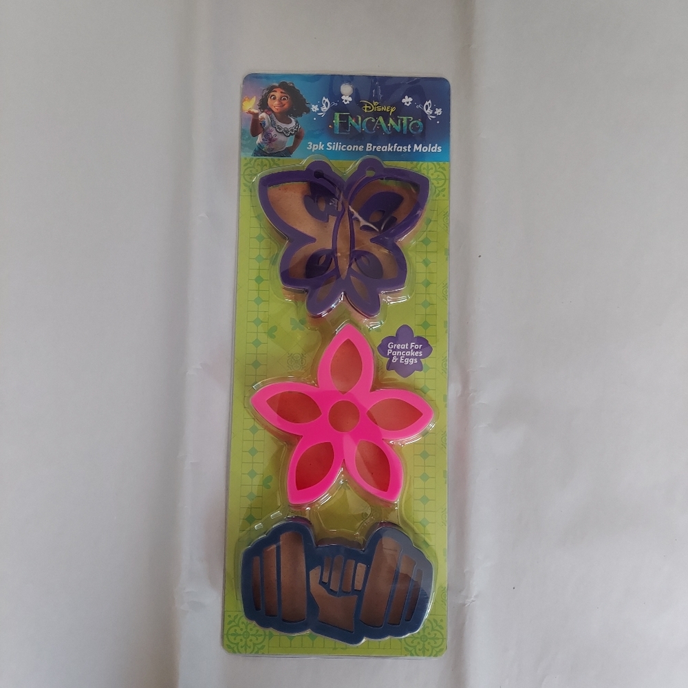 Silicone Breakfast Molds Disney Encanto 3 Pack Great for Pancakes & Eggs NWT
